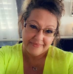 Meet your Posher, Carrie